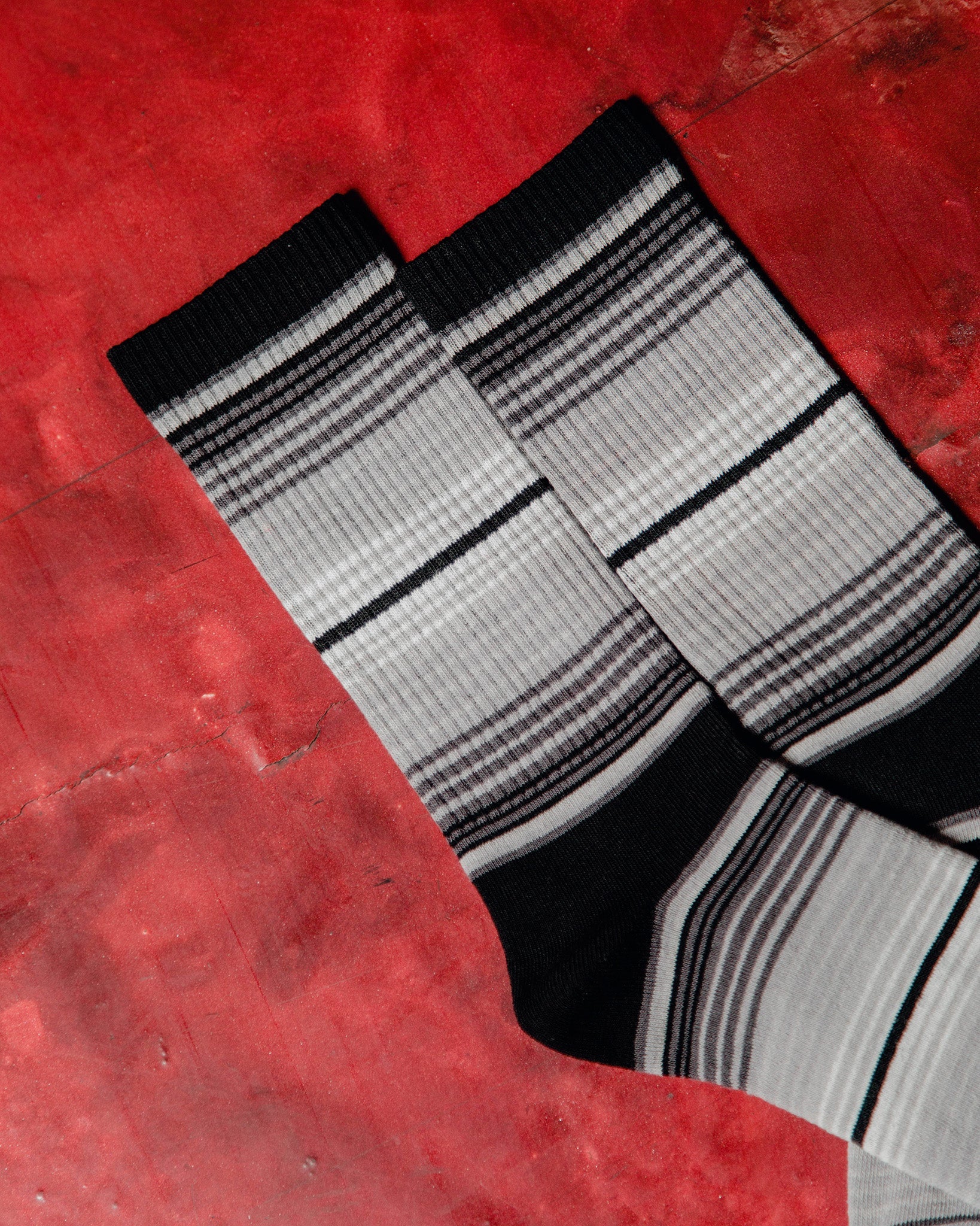 Serape Premium Crew Socks - Black & Gray