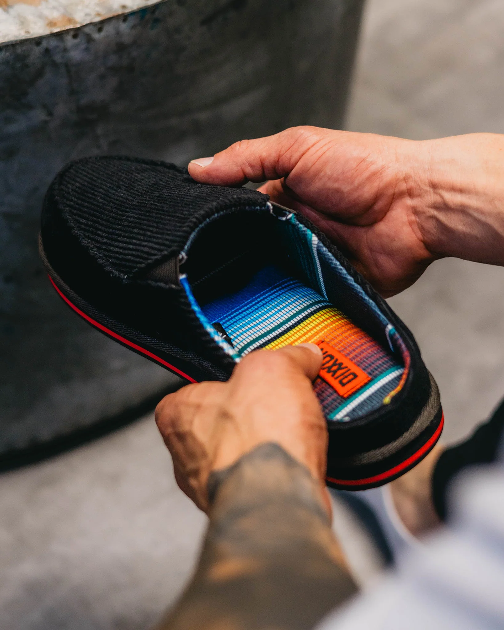 Black Low Low Drip Slips