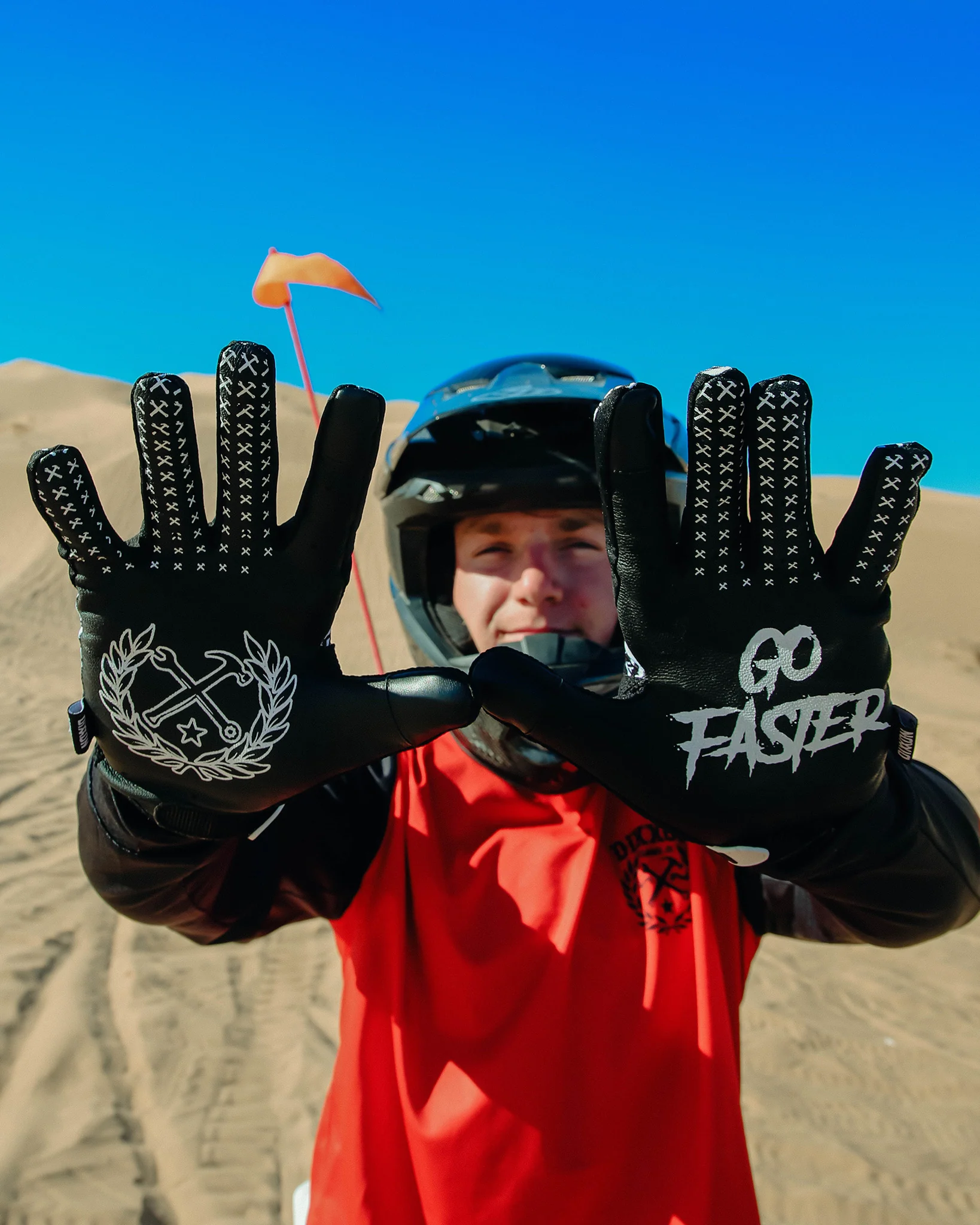 Corpo Overload Moto Gloves - Black & White