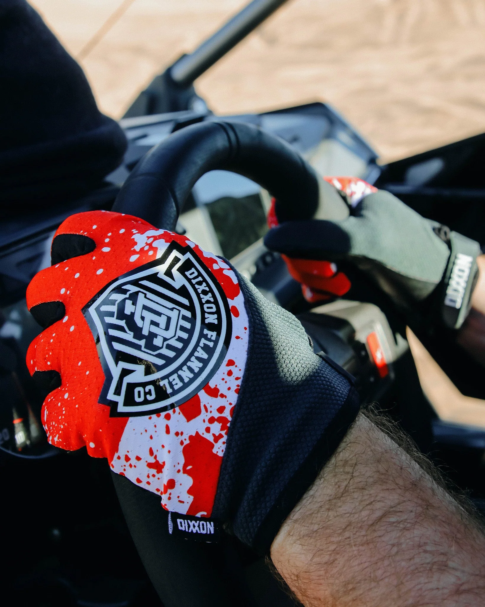 Banner Moto Gloves - Red