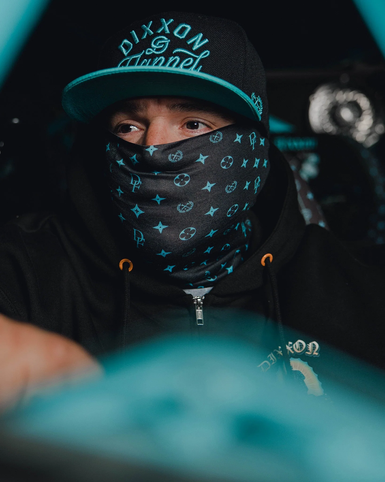 Bougie Neck Gaiter - Black & Tiffany