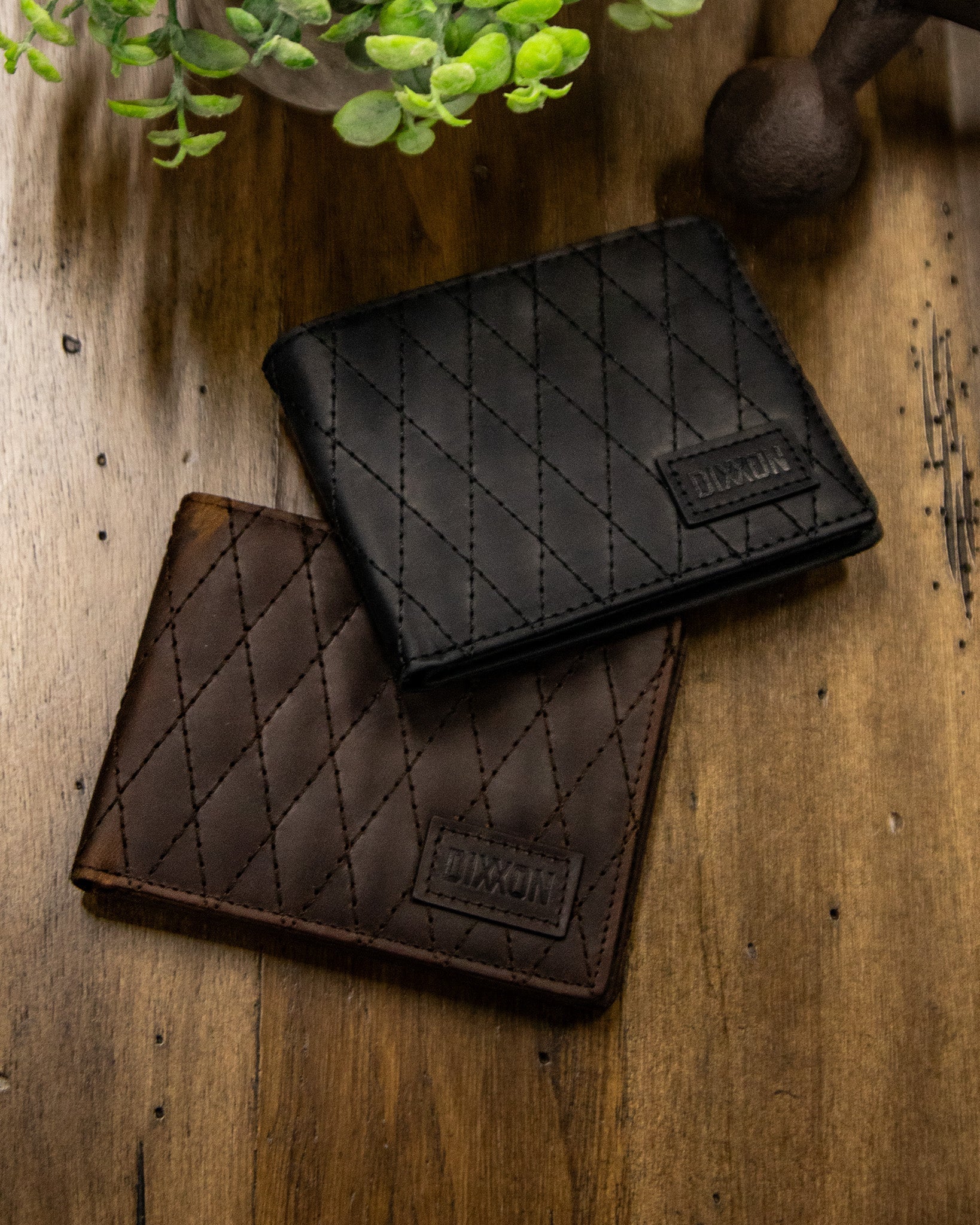 Andar x Dixxon Quilted Leather Wallet - Saddle Brown