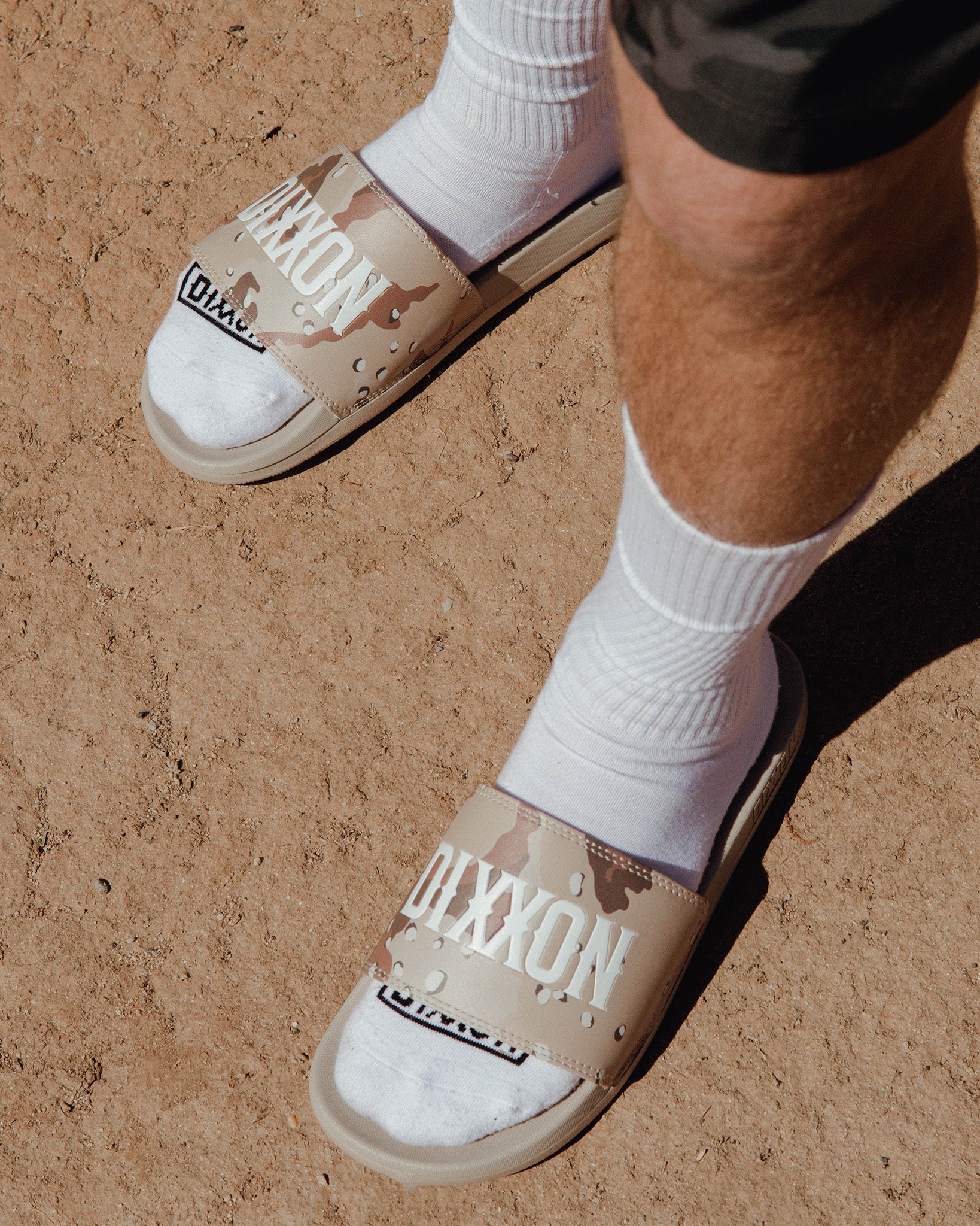 Delta Slides - Desert Camo