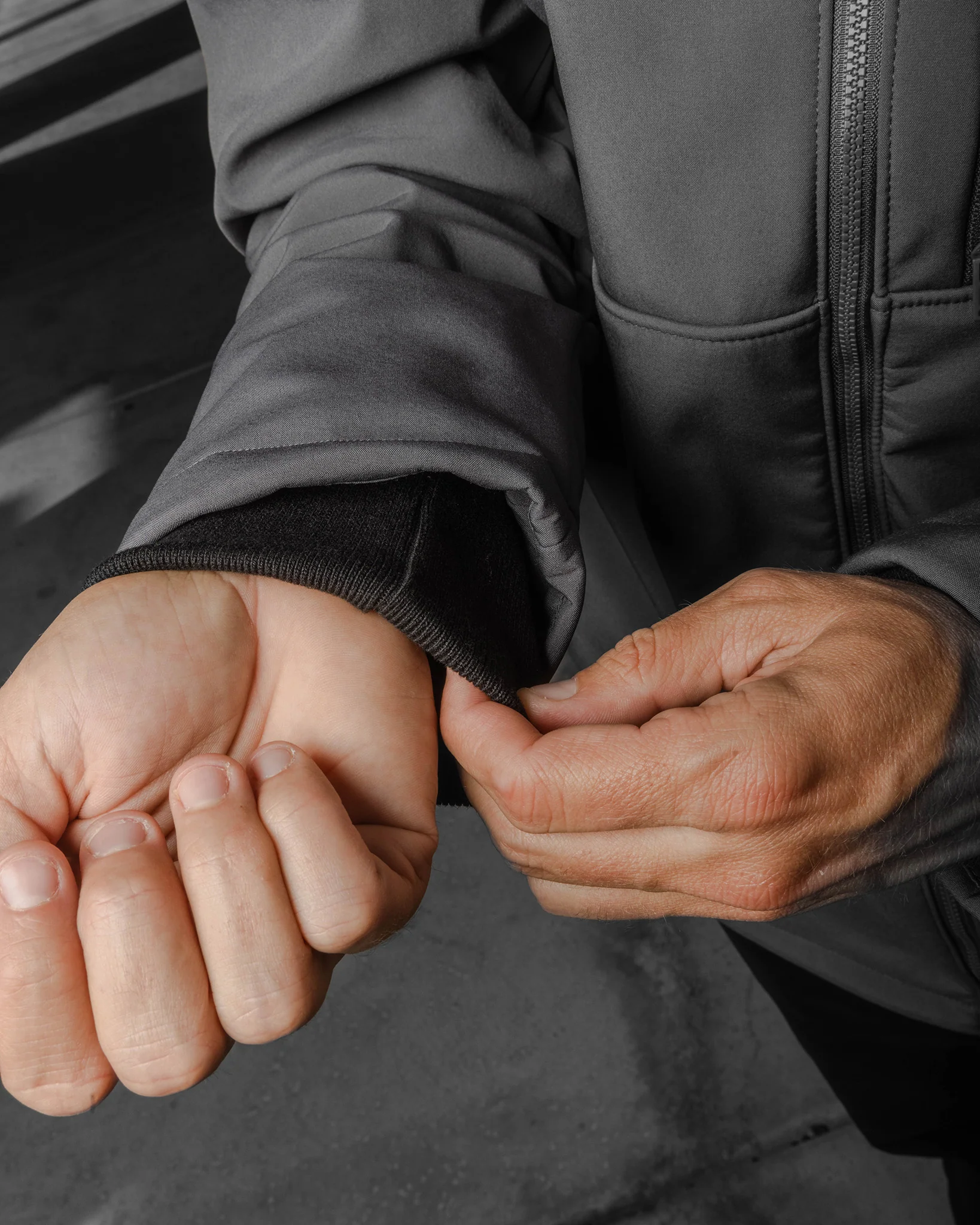 Anchor Jacket 2.0 - Charcoal 9 Anchor Jacket 2.0 - Charcoal