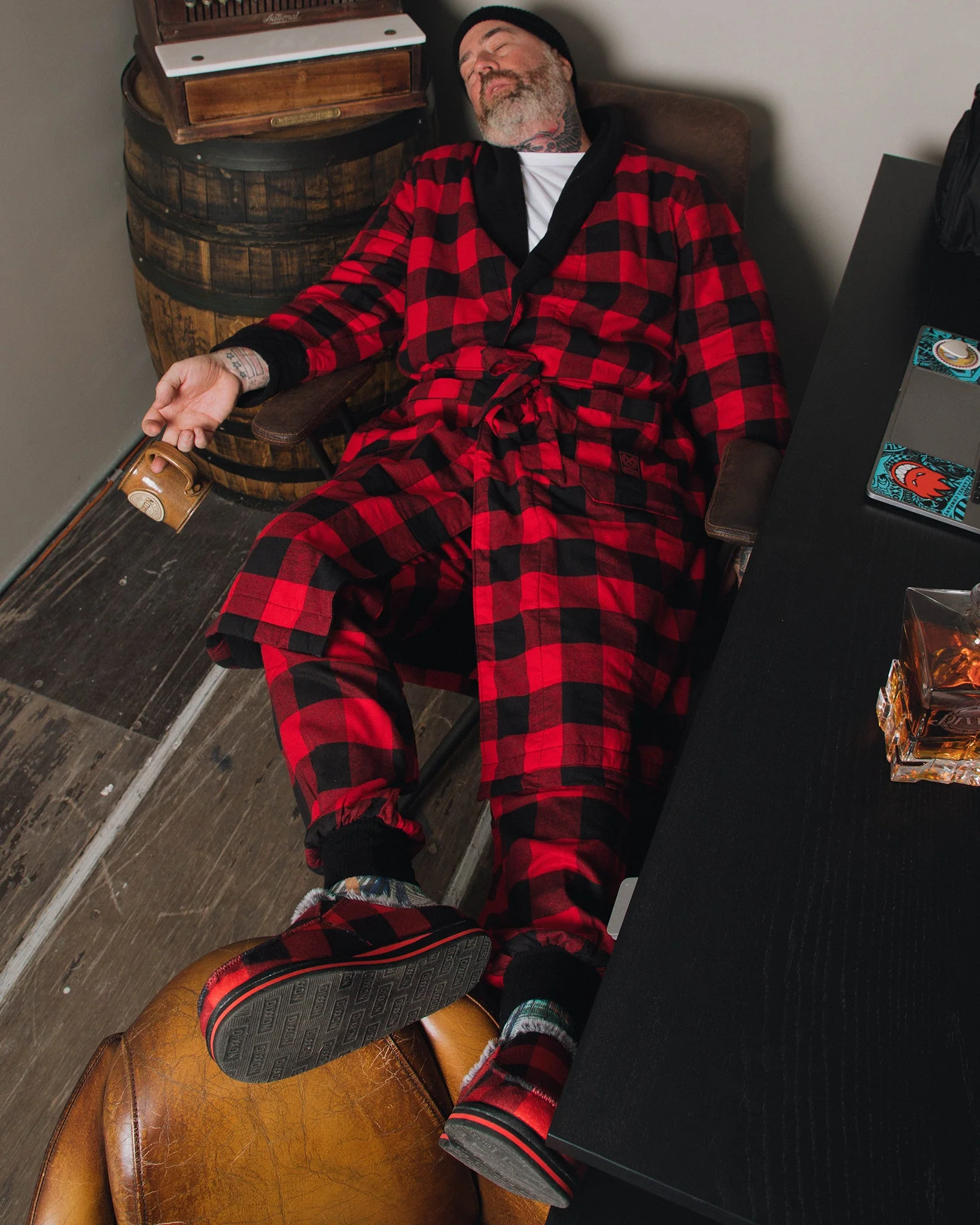 Redrum Fleece-Lined Robe 3 Redrum Fleece-Lined Robe